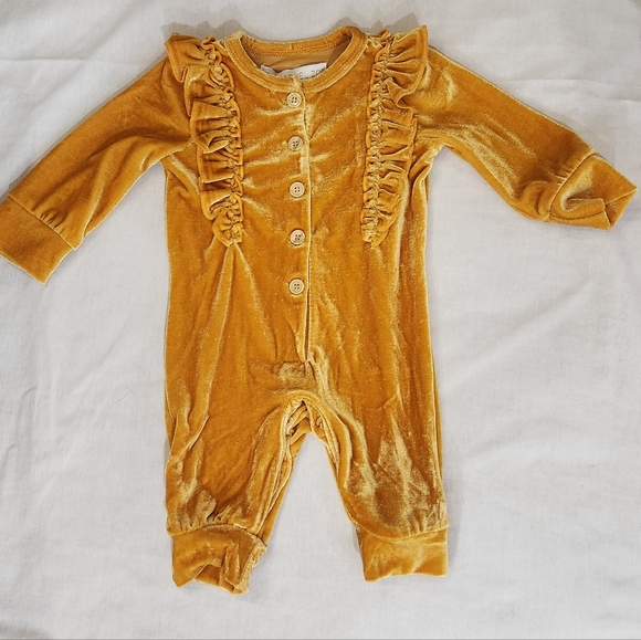 🆕️ Rachel Zoe RZ Baby Mustard Coverall & Hat - Picture 5 of 11